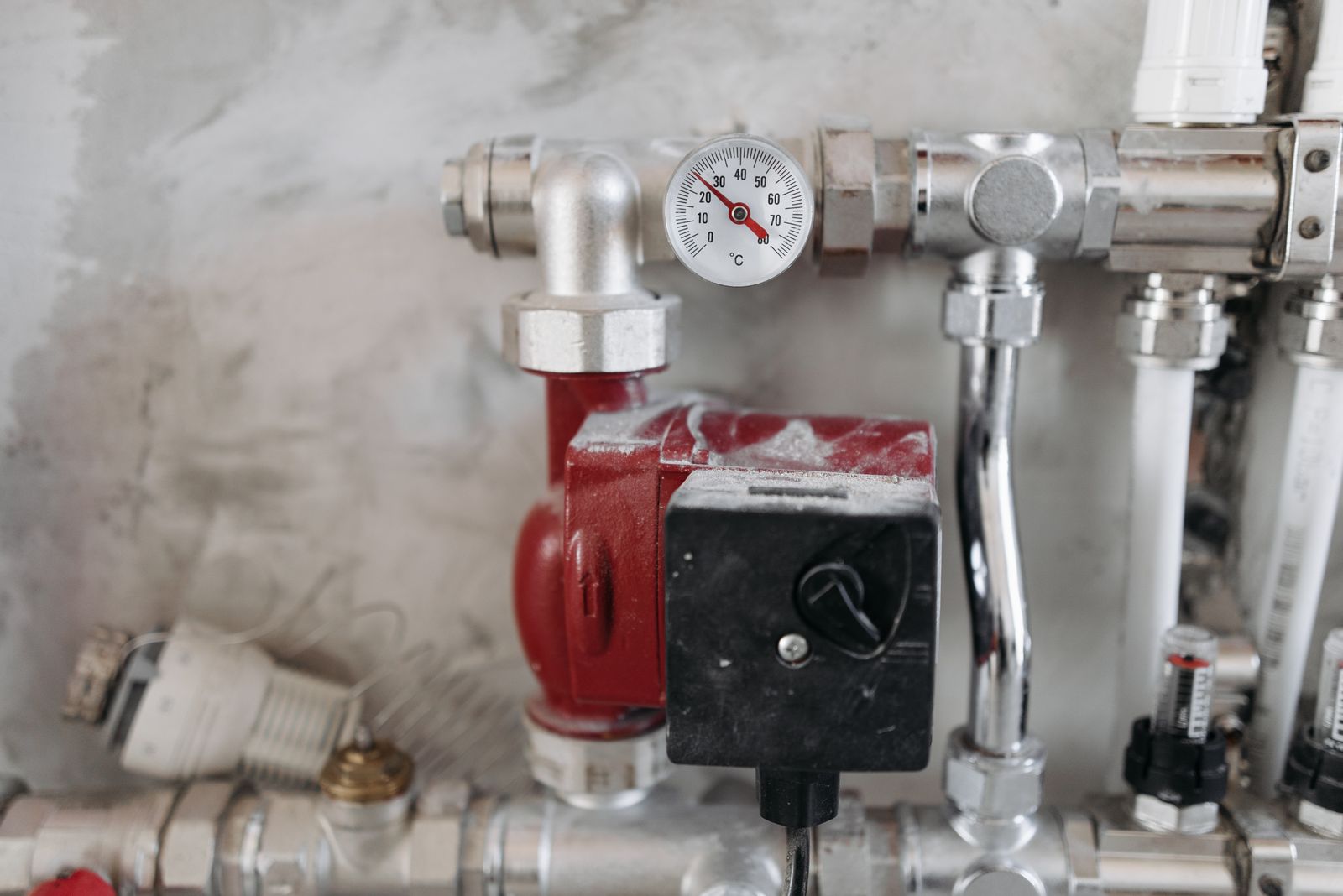 Mechanical-room gauges and valves